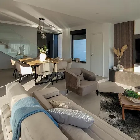 Ferienhaus Beautiful In Trogir